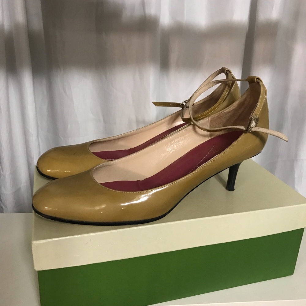 Kate Spade ♠️ Salma Camel/Patent shoes 8,5 AA